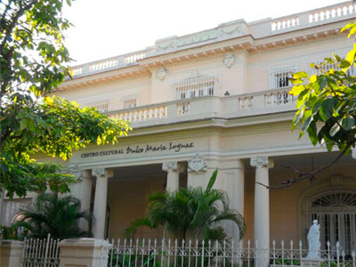 Presentación de Publicaciones en Cuba